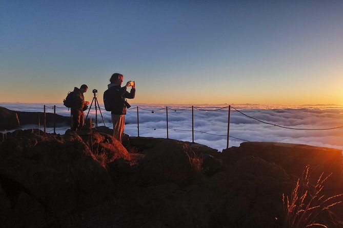 Sunrise Guided Hike PR1 Pico do Areeiro Pico Ruivo small group - Santana Traditional Houses: A Culture Pause After the Climb