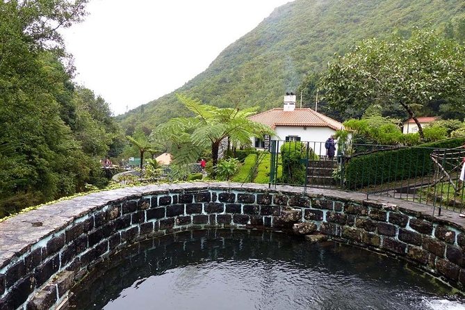 Tour - 8 Villages to the East - Fortress of Faial: The North Coast and a Chapel With a Wild Backstory