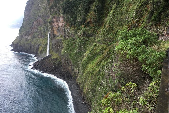 West Madeira 4x4 Tour with Local Guide - Stop 5: Cabo Girão, Europe’s highest sea cliff viewpoint