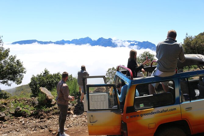 Wine tasting and Jeep Adventure in Madeira's Majestic Countryside - Camara de Lobos: Closing on the Colorful Harbor Town Feel