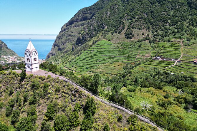Wine tasting and Jeep Adventure in Madeira's Majestic Countryside - Quinta do Barbusano Wine Tasting: What You Get, and What Costs Extra